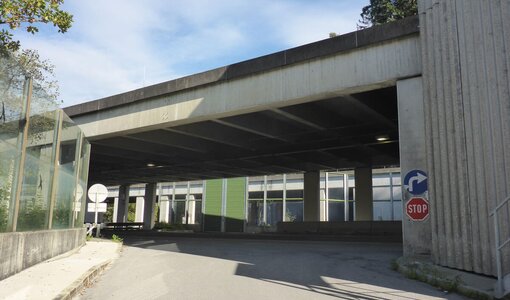 Handnahe Prüfung der Tunnelanlagen Amberg und Perjen, A14 and S16 durch amiko bau consult
