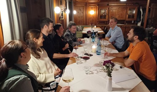 Weihnachtsfeier amiko bau consult im Rössle Braz