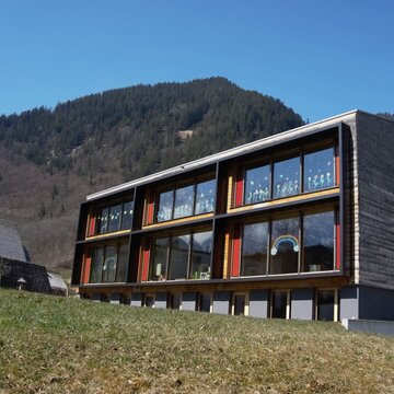 Neubau Volksschule und Kindergarten Brand