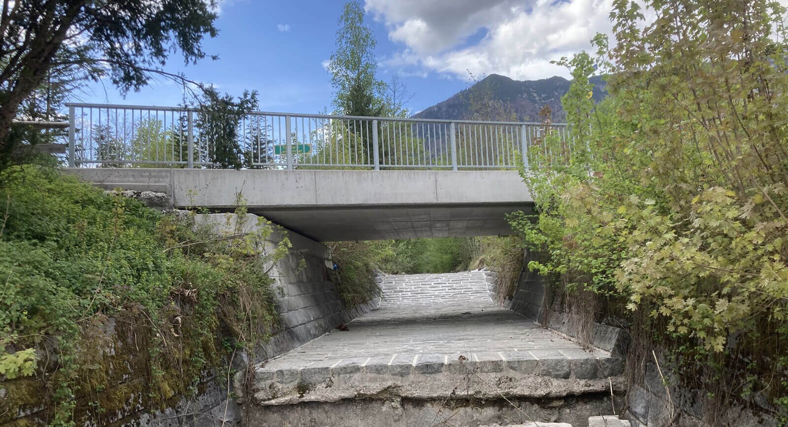 Tragwerkserneuerung Zimnitzbachbrücke Kreutererstraße
