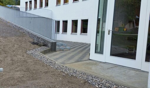 Mittelschule Blons, Erstellung Energieausweis durch amiko bau consult
