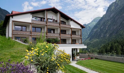 Haus Valschena statische Bearbeitung amiko