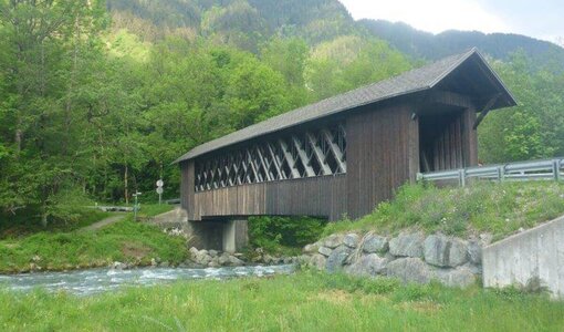Holzbrücke bei Inspektion