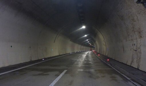 amiko bau consult, Prüfung Ambergtunnel, Erstellung Schadenspläne für Asfinag