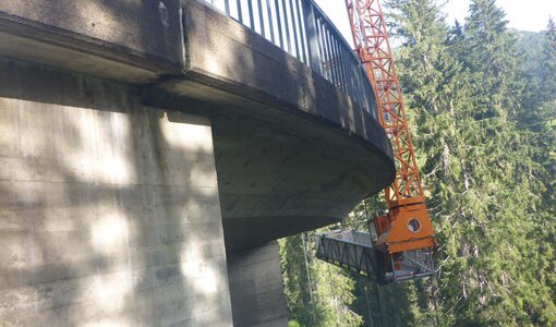 Schwindelnde Höhen beim Brückenprüfen, Vorarlberg